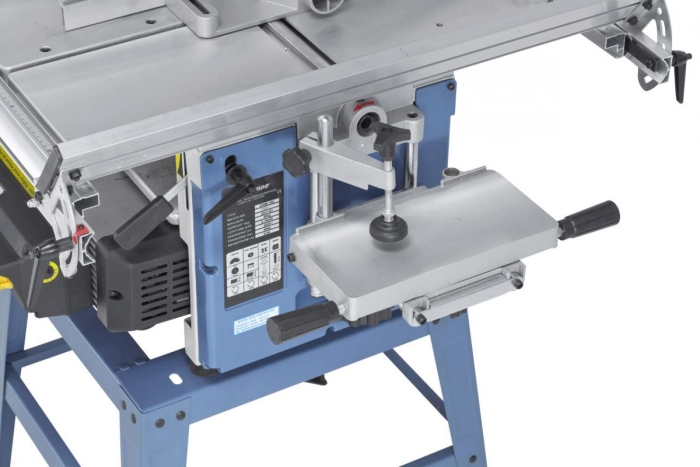 Die serienmäßige Langlochbohreinrichtung ist unerlässlich für Schlitz- und Bohrarbeiten.