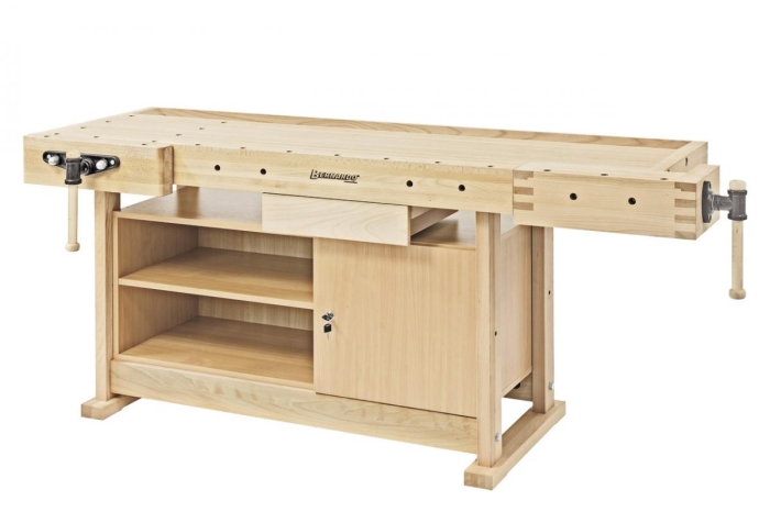 Abb. mit optionalem Einbauschrank EB 1