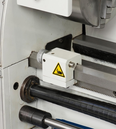 Serienmäßig mit Rutschkupplung und Mikrometerlängsanschlag ausgestattet