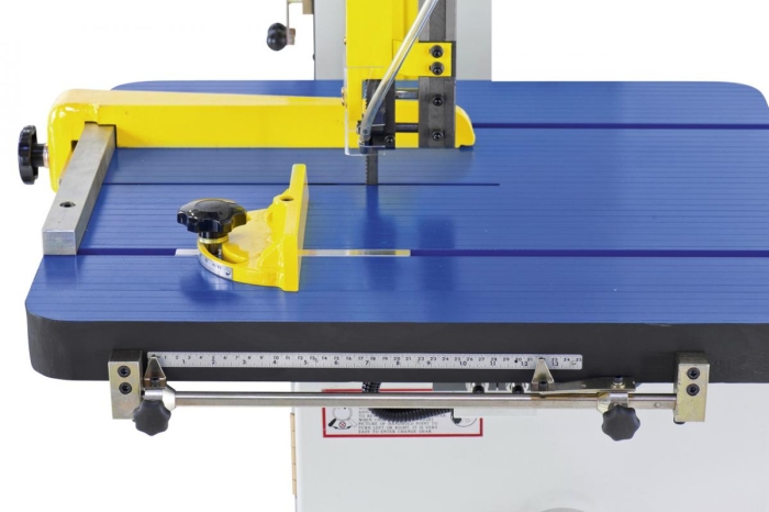 Bernardo VMS 520 A Vertikalbandsägen mit automatischem Tischvorschub