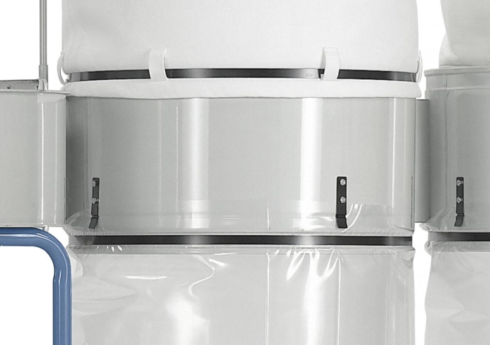 Einfacher Wechsel der Spänesäcke durch spezielle Klemmhaltung