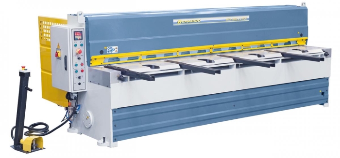 Bernardo MTA 3060 x 2 mm NCC Motorische Tafelscheren