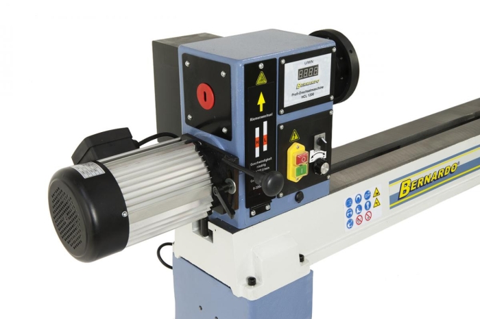 Der leistungsstarke Antriebsmotor gewährleistet auch bei niedrigen Drehzahlen ein hohes Drehmoment.