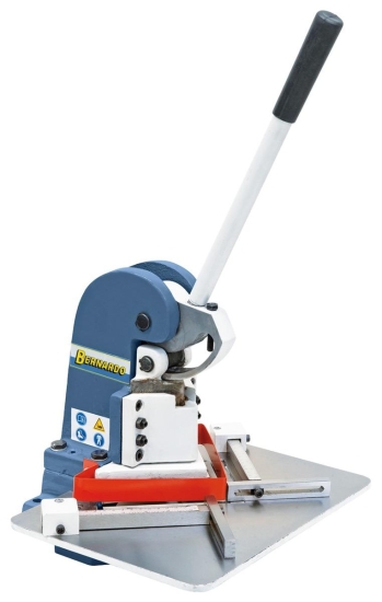 Bernardo AK 125 Manuelle Ausklinkmaschinen