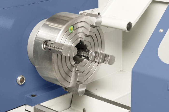 Vierbacken-Plannscheibe 200 mm mit Umkehrbacken im Standardzubehör enthalten