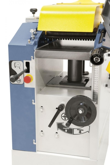 Dickentisch mit mittiger Säulenführung und Abstützung für plangenaues Hobeln. 