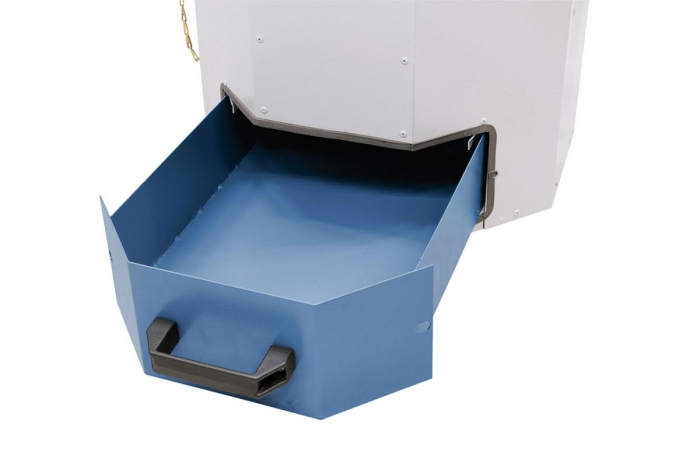 Einfache Entsorgung des Schleifstaubes an der Vorderseite der Maschine