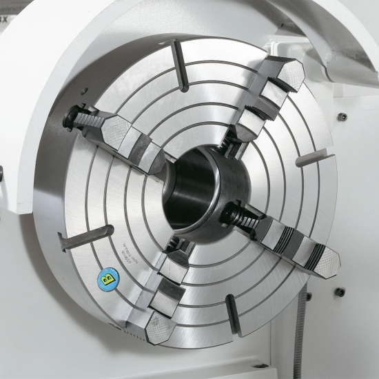 Planscheibe 250 mm (Option) ideal zum Aufspannen von asymmetrischen Werkstücken.