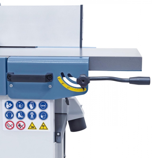 Schnelle und einfache Einstellung der Spanabnahme bis max. 3 mm.