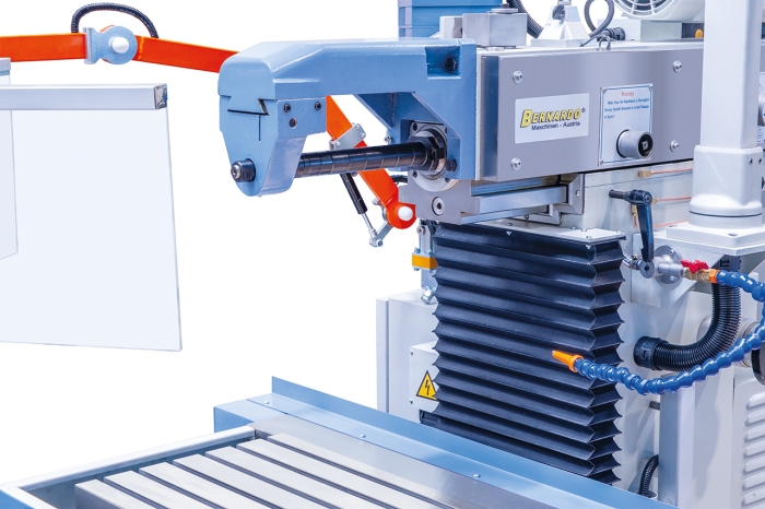 Bernardo WFM 800 Servo Werkzeugfräsmaschinen