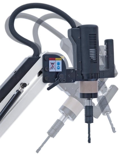 Gewindeschneiden in jedem gewünschten Winkel zwischen 0° und 90° möglich