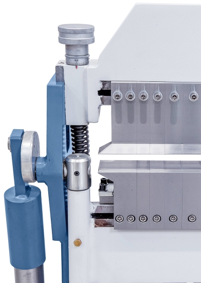 Bernardo TB 1270 Flex Schwenkbiegemaschinen mit segm, Ober-,Unter- und Biegewange