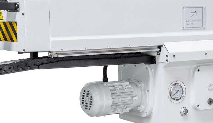 Bernardo Schnellradialbohrmaschine SRB 40 NC