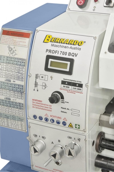 Elektronisch, stufenlose Drehzahlregelung, leichtes Ablesen mittels Digitalanzeige.