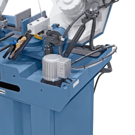 Leistungsstarke Kühlmittel-pumpe im Lieferumfang enthalten