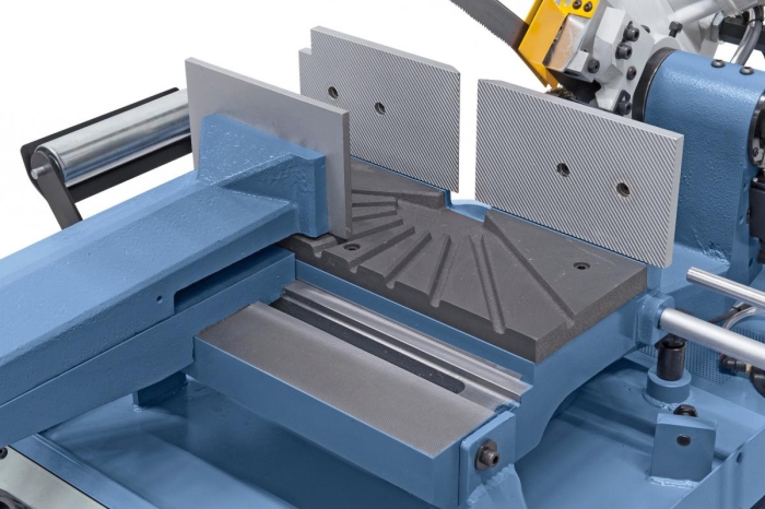 Schraubstock mit Schnellarretierung zum Doppelgehrungsschneiden verschiebbar