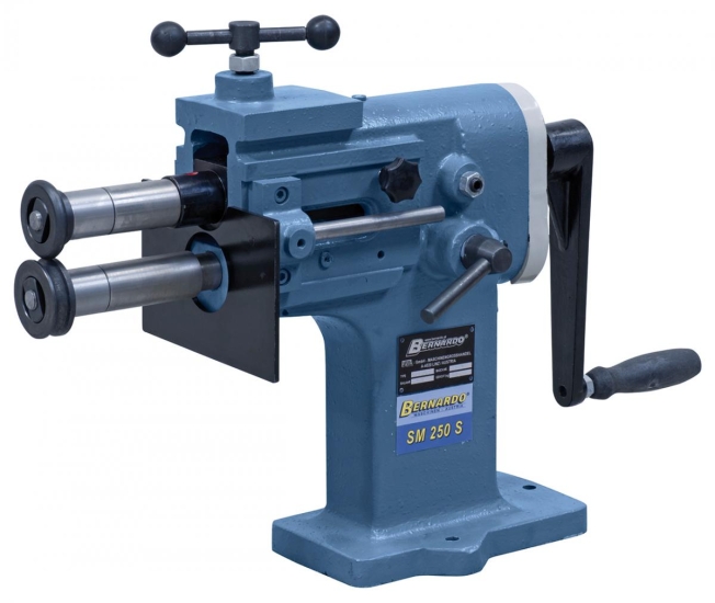Bernardo SM 250 S Manuelle Sickenmaschinen