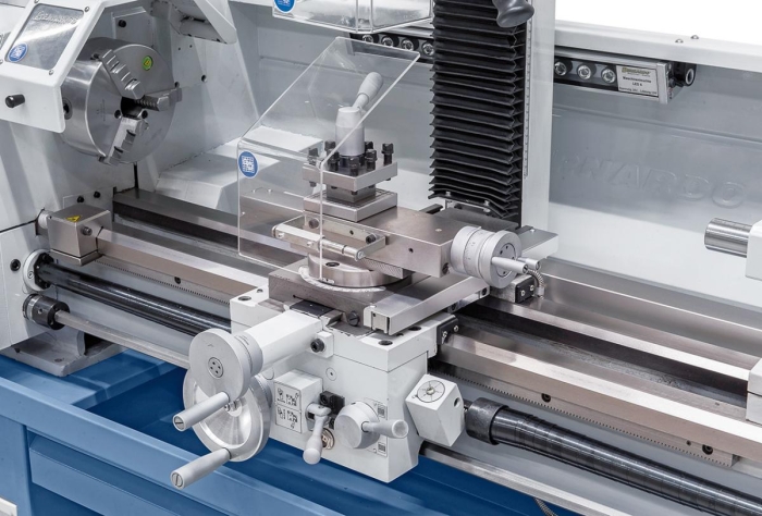 Bernardo Proficenter 900 Vario - 400 V inkl. 2-Achs-Digitalanzeige Bearbeitungszentren