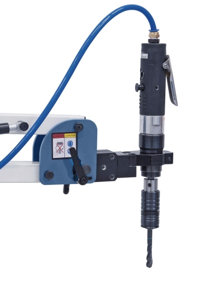 Inklusive Schwenkeinheit zum Horizontal- oder Schrägschneiden.