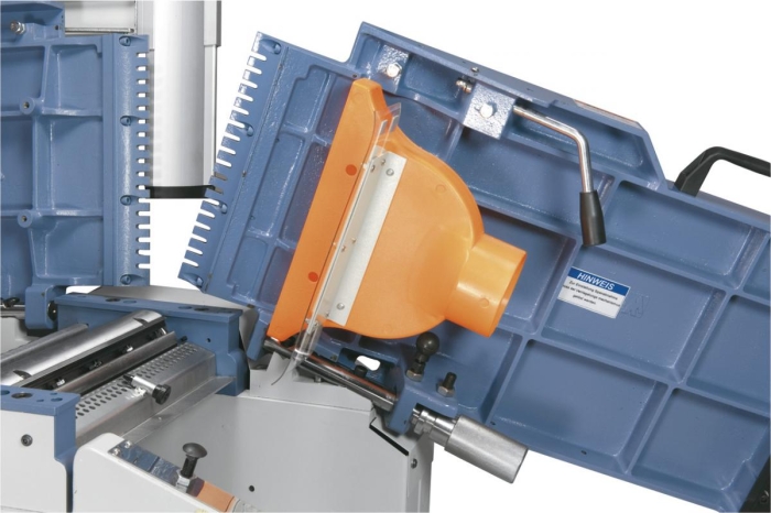 Ergonomisch angebrachte Bedienelemente zum Einstellen der gewünschten Spanabnahme. 