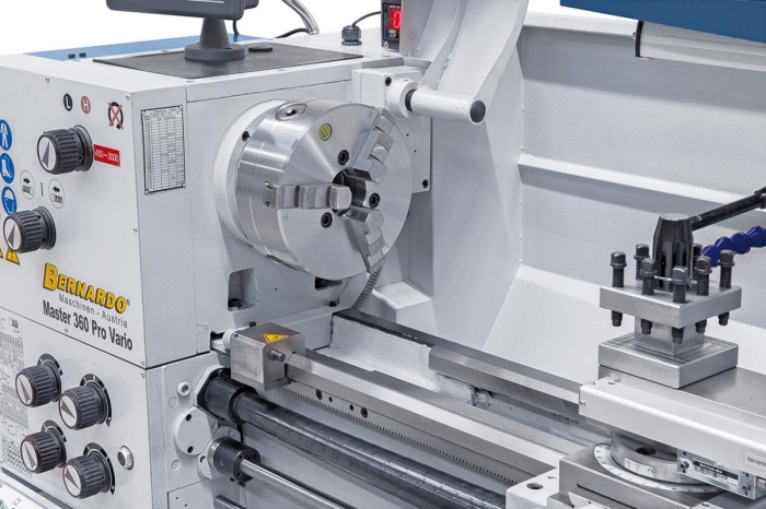 Bernardo Master 360 Pro Vario inkl. 3-Achs-Digitalanzeige Universaldrehmaschinen mit stufenloser Drehzahl