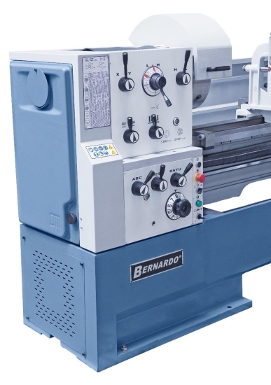 Bernardo Titan 560 x 1500 Pro Universaldrehmaschinen