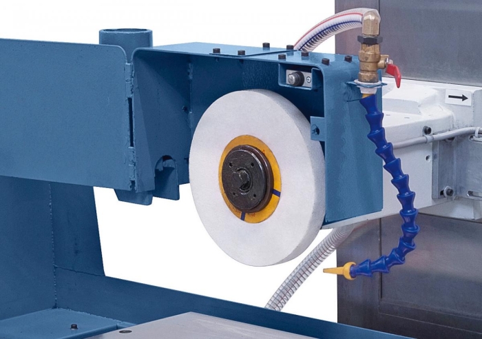Vibrationsarmer Lauf und hohe Genauigkeit der Schleifspindel durch die vorgespannten Speziallager.