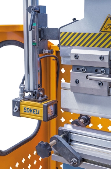 Bernardo AKPL 1600 x 40 Hydraulische Abkantpressen