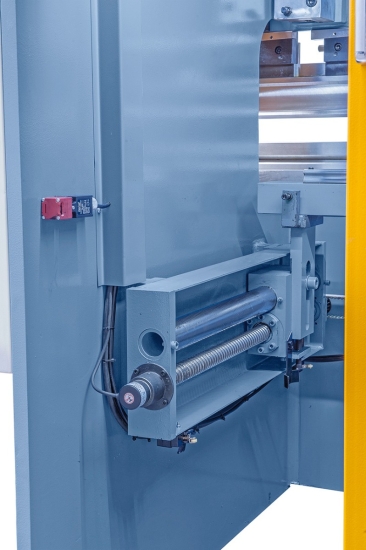 Bernardo AKPL 1600 x 63 Hydraulische Abkantpressen