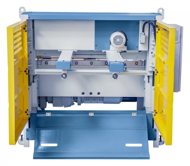 Händisch einstellbare Blechrutsche für wahlweisen Blechauswurf nach vorne (bis max. 400 mm Breite) oder hinten