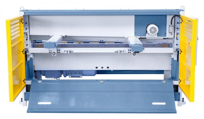 Händisch einstellbare Blechrutsche für wahlweisen Blechauswurf nach vorne (bis max. 400 mm Breite) oder hinten (Abbildung MTE 2060 x 4 NCC)