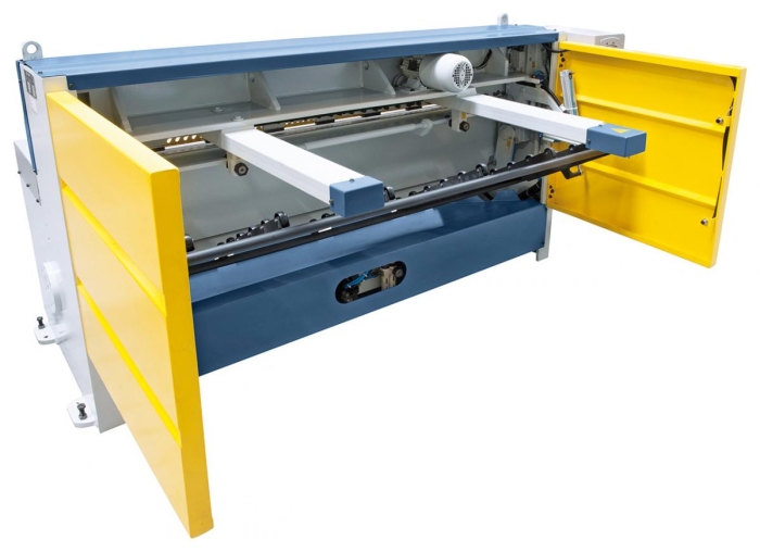 Rückwertige Maschinenansicht mit Schutzblech und Fotozellen. (Abbildung MTR 2060 x 3 NCC)