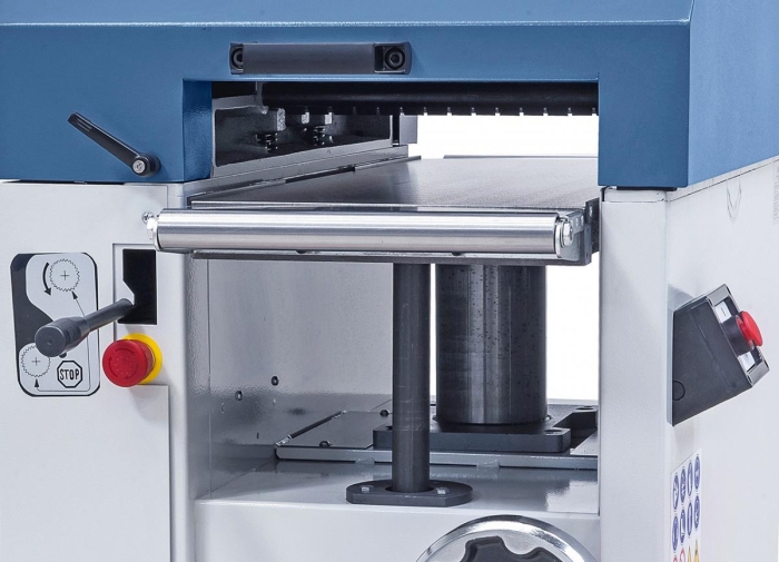 Stabiler Dickentisch mit Pinolenführung und Abstützung für exaktes Hobeln von Bretter, Leisten, Bohlen, …