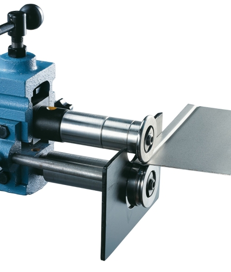 Bernardo SM 250 T Manuelle Sickenmaschinen