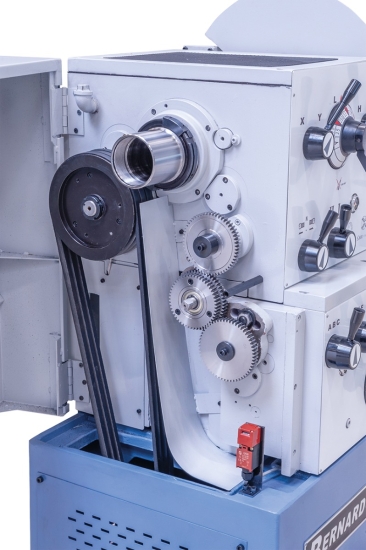 Bernardo Solid 460 x 1000 Pro Universaldrehmaschinen mit Digitalanzeige