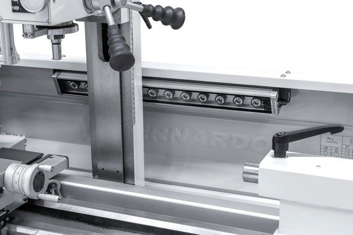 Bernardo Proficenter 650 G / 230 V inkl. 2-Achs-Digitalanzeige ES-12 V Bearbeitungszentren