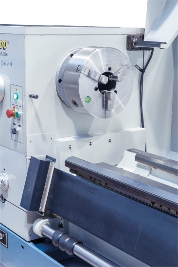 Bernardo Goliath 660 x 3000 Universaldrehmaschine
