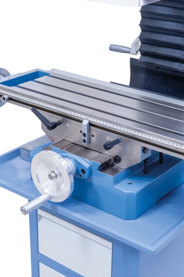 Bernardo BF 30 G inkl. 3-Achs Digitalanzeige DT 40 Bohr- und Fräsmaschinen