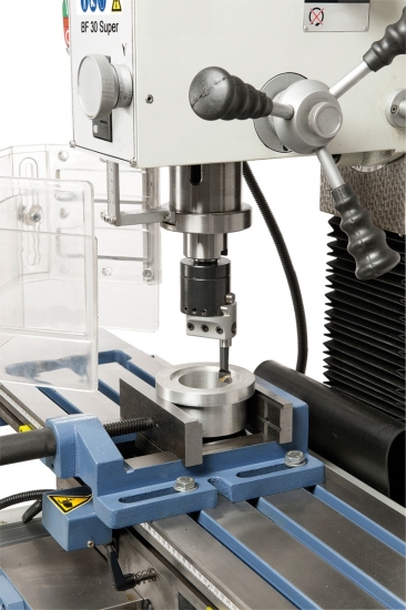 Bernardo BF 30 G inkl. 3-Achs Digitalanzeige DT 40 Bohr- und Fräsmaschinen