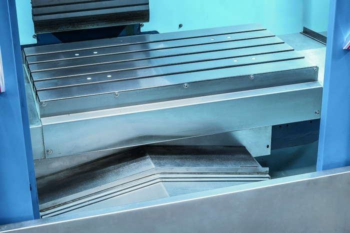 Bernardo CNC-Vertikal-Bearbeitungszentrum VMC 1000 mit Siemens 828D