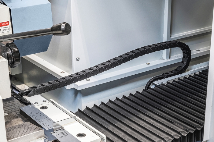 Bernardo Universal-Schleifmaschine URS 32150 PLC **