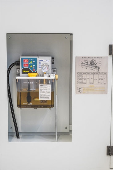 Bernardo Universal-Schleifmaschine URS 32150 PLC **