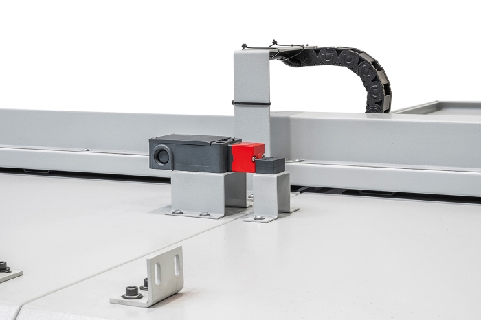 Bernardo Universal-Schleifmaschine URS 32150 PLC **