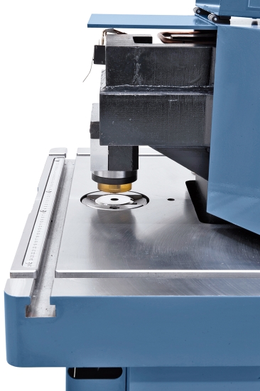 Bernardo Hydraulische Ausklinkmaschine HA 200 x 6 VSW