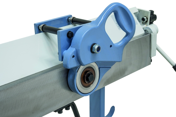 Bernardo Schwenkbiegemaschine BB 1220 RS mit Rollenschere