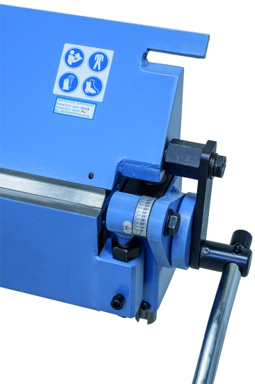 Bernardo Schwenkbiegemaschine BB 2540 RS mit Rollenschere