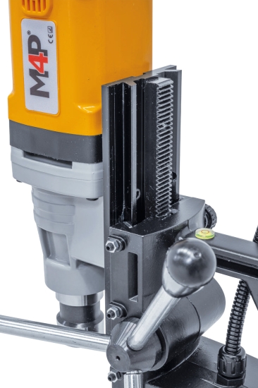 Magnet-Kernbohrmaschine MBM 50 V zahnstange