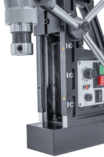 Magnet-Kernbohrmaschine MBM 50 V fuehrung