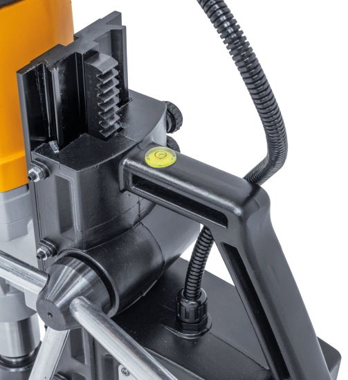 Magnet-Kernbohrmaschine MBM 80 V libelle