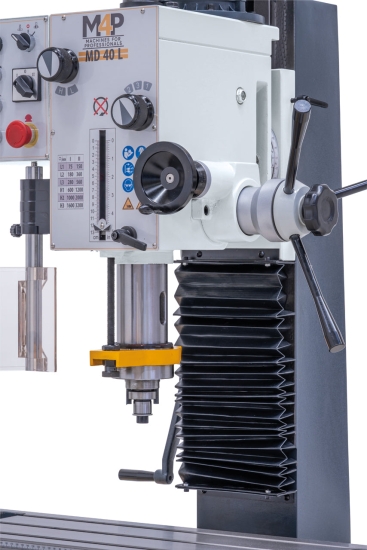 Bohr- und Fräsmaschine 800 x 240 mm MD 40 L / 400 V